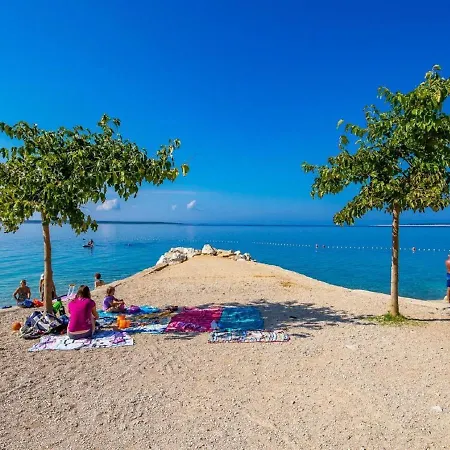 Апартаменты Seaside In With Barbecue *