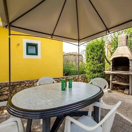 Seaside In With Barbecue Апартаменты *